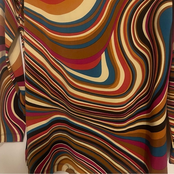 ❤️2/$15 or 3/$21❤️ CSC Studios Retro Swirled Long Sleeve Top, Size XS - Picture 8 of 13